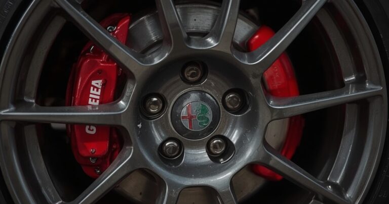 Alfa Romeo ratų guoliai: išsamus vadovas